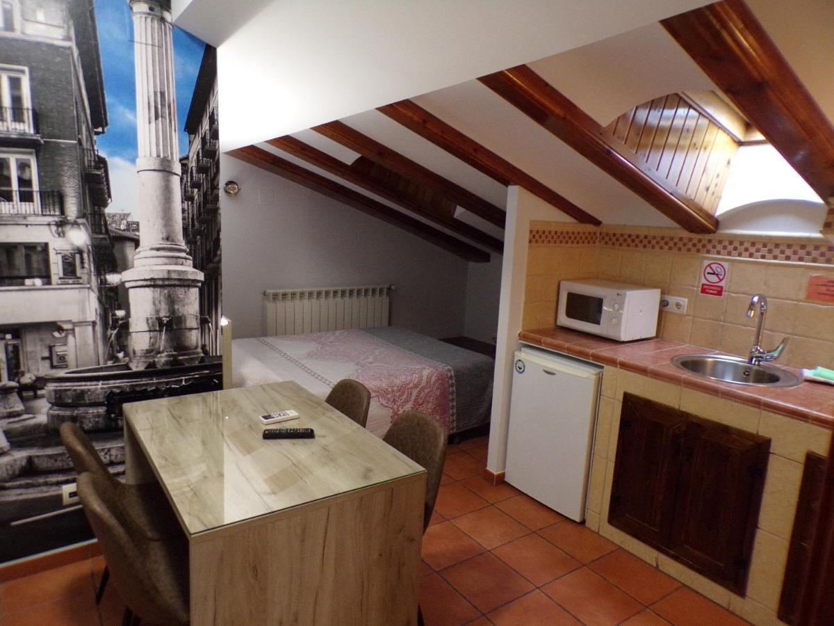 Hostal Serruchi Teruel Luaran gambar