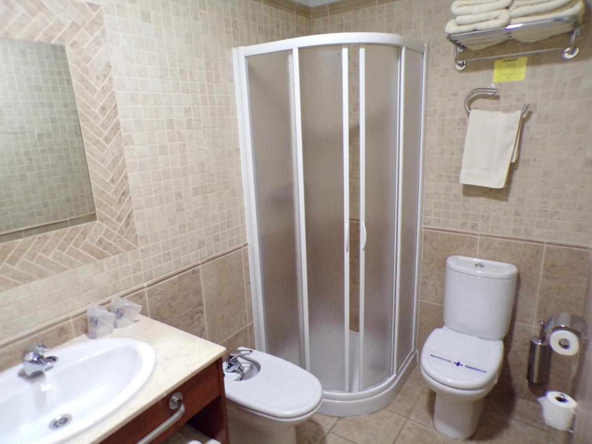 Hostal Serruchi Teruel Luaran gambar
