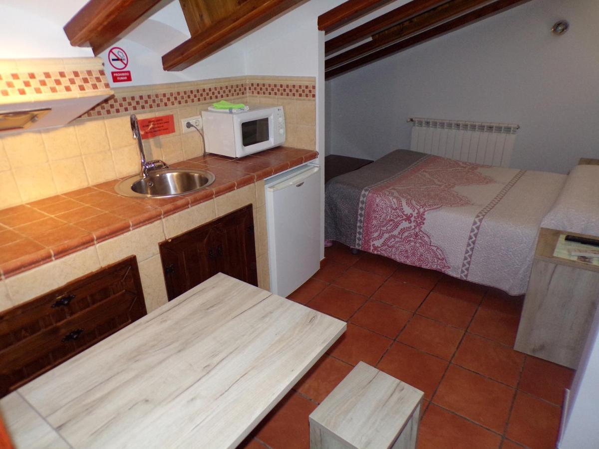 Hostal Serruchi Teruel Luaran gambar
